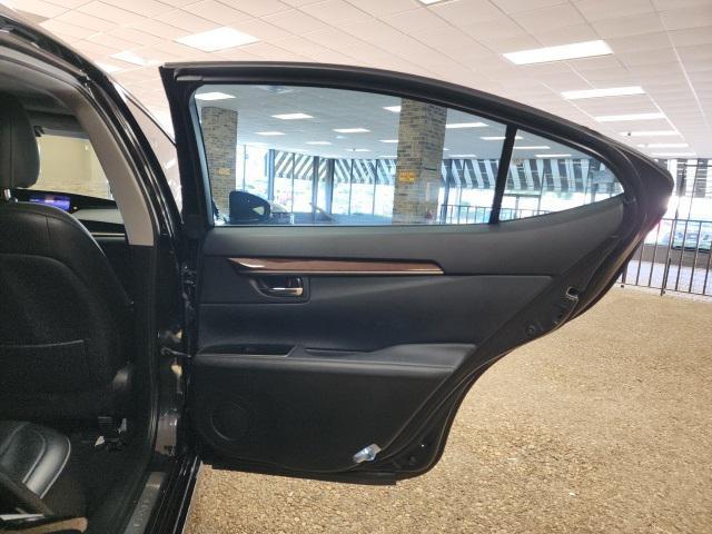 Photo of 2017  Lexus ES 350