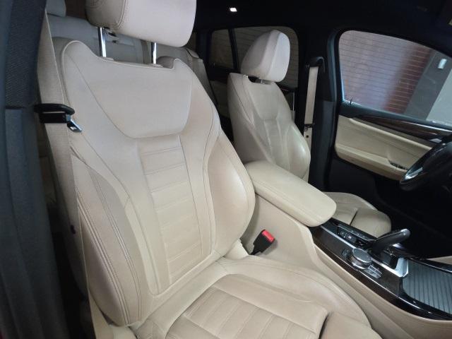 Photo of 2019 Flamenco Red Metallic BMW X4