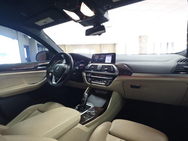 Photo of 2019 Flamenco Red Metallic BMW X4