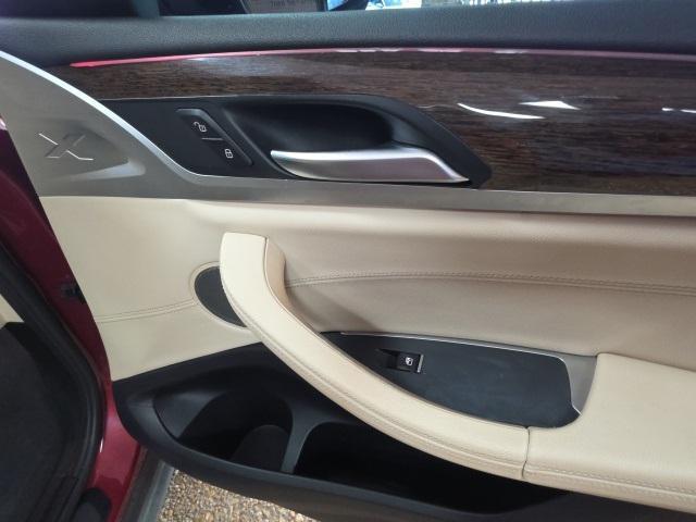 Photo of 2019 Flamenco Red Metallic BMW X4