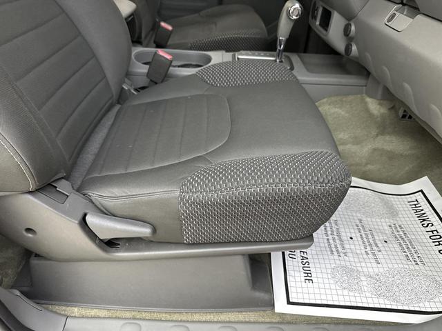 Photo of 2015 Lava Red Nissan Frontier
