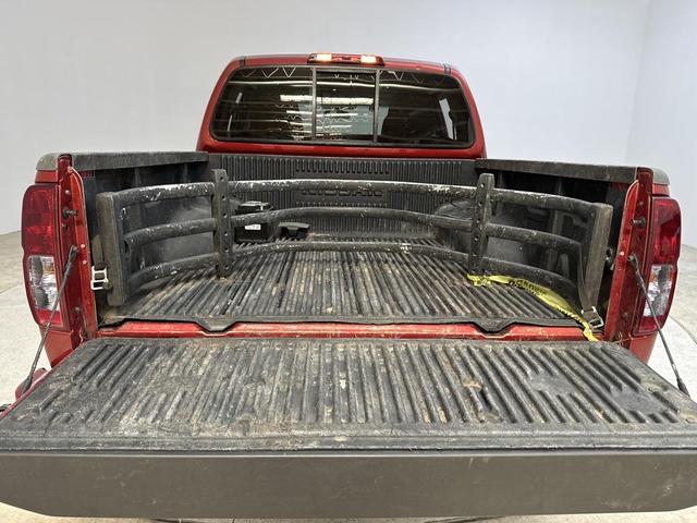 Photo of 2015 Lava Red Nissan Frontier
