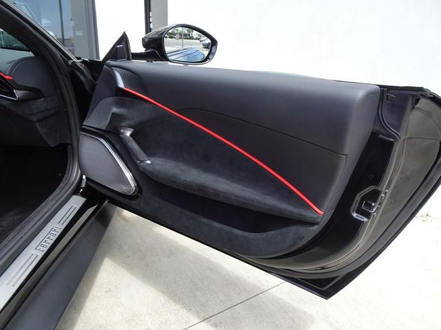 Photo of 2024 Nero Ferrari Roma
