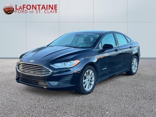Photo of 2019 Black Ford Fusion Hybrid