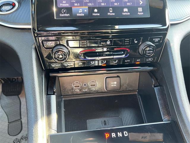 Photo of 2024 Silver Zynith Jeep Grand Cherokee