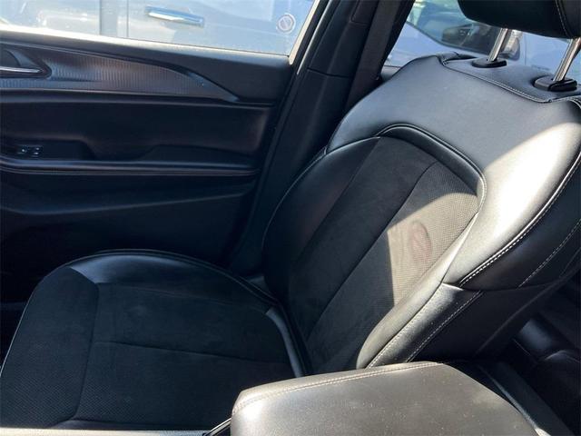 Photo of 2024 Silver Zynith Jeep Grand Cherokee