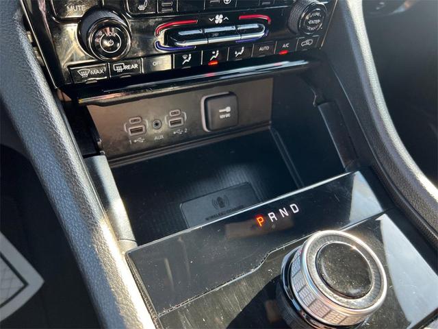 Photo of 2024 Silver Zynith Jeep Grand Cherokee