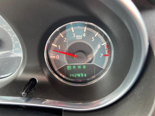 Photo of 2014 Cashmere Chrysler 200