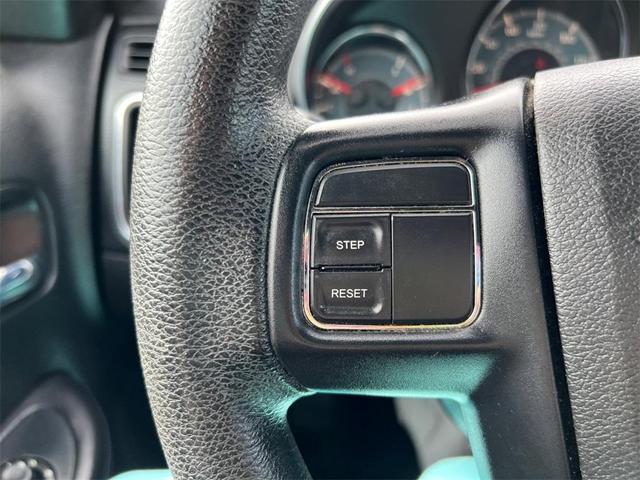 Photo of 2014 Cashmere Chrysler 200