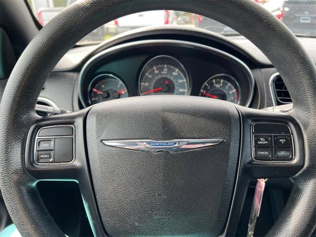 Photo of 2014 Cashmere Chrysler 200