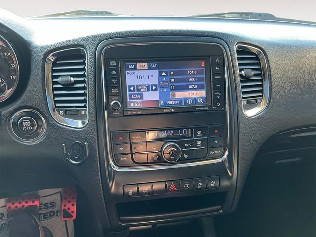 Photo of 2012 Brilliant Black Crystal Pearlcoat Dodge Durango