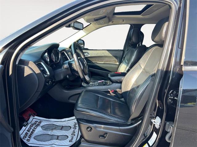 Photo of 2012 Brilliant Black Crystal Pearlcoat Dodge Durango
