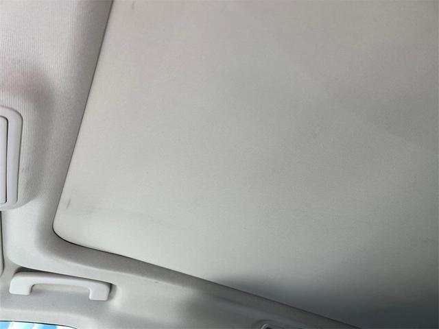 Photo of 2020 White Metallic Ford Escape