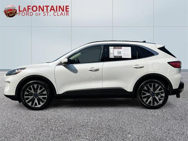 Photo of 2020 White Metallic Ford Escape