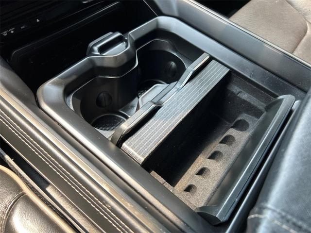 Photo of 2019 Diamond Black RAM 1500