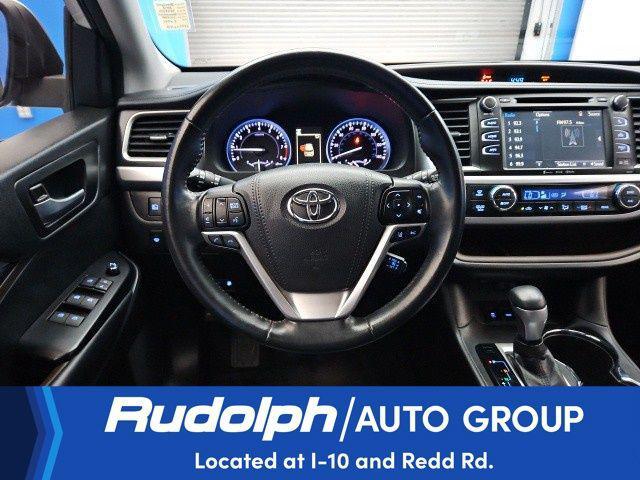 Photo of 2018 Celestial Silver Metallic Toyota Highlander