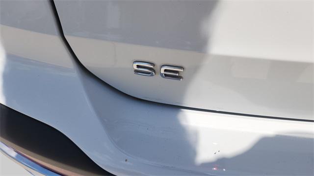 Photo of 2022 Pure White Volkswagen Taos