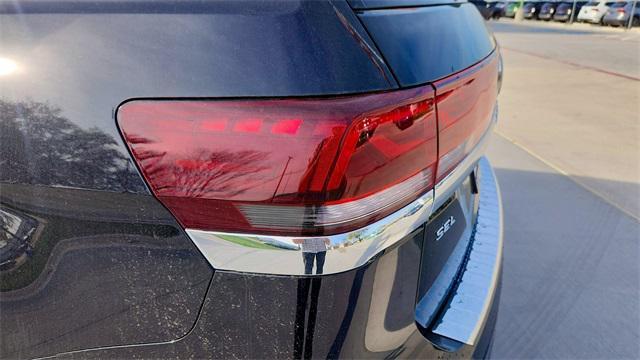 Photo of 2025 Deep Black Pearl Volkswagen Atlas