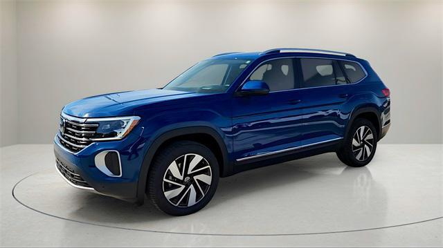 Photo of 2025 Mountain Lake Blue Metallic Volkswagen Atlas