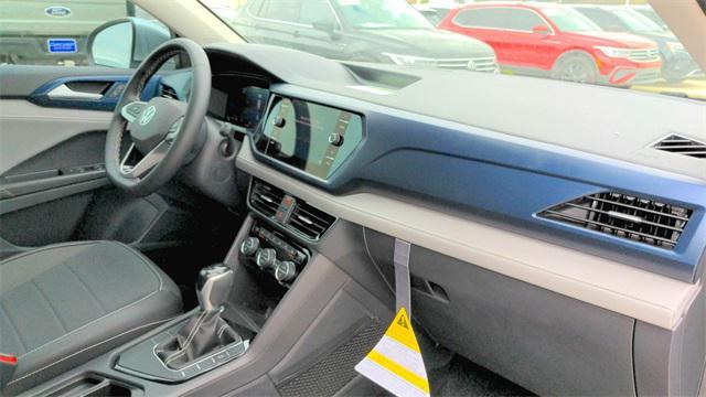 Photo of 2024 Pyrite Silver Metallic Volkswagen Taos