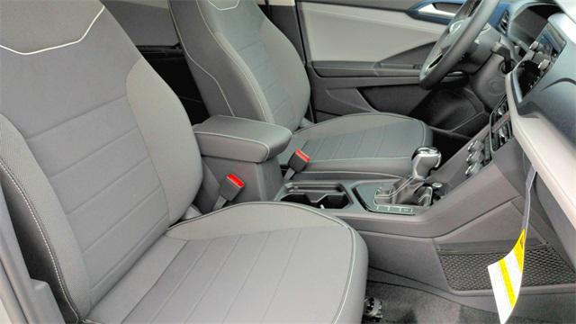 Photo of 2024 Pyrite Silver Metallic Volkswagen Taos