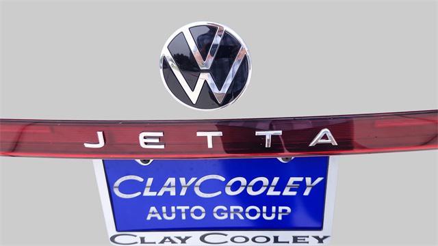 Photo of 2025 Gray Volkswagen Jetta
