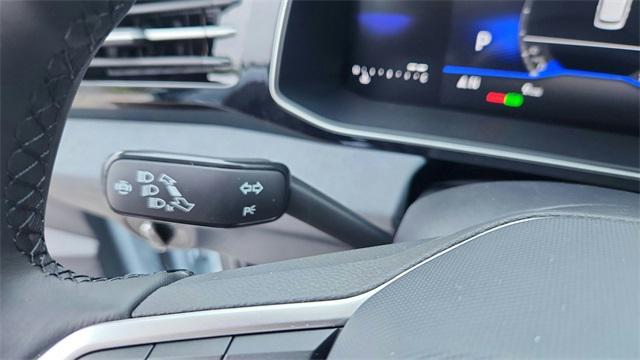 Photo of 2025 Gray Volkswagen Jetta