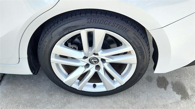 Photo of 2023 Eminent White Pearl Lexus IS 300