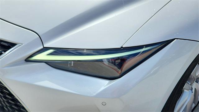 Photo of 2023 Eminent White Pearl Lexus IS 300