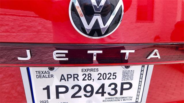 Photo of 2025 Kings Red Metallic Volkswagen Jetta