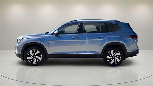 Photo of 2025 Silver Mist Metallic Volkswagen Atlas