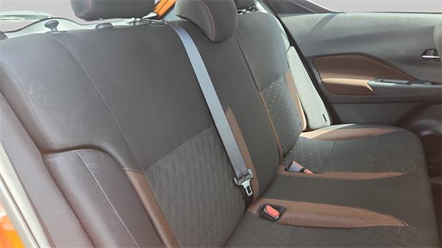 Photo of 2023 Monarch Orange Metallic/Super Black Nissan Kicks