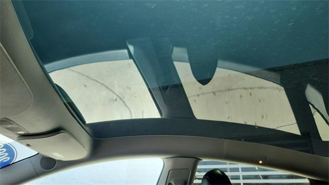 Photo of 2020 Red Multi-Coat Tesla Model Y