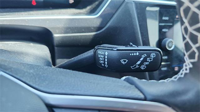 Photo of 2023 Silver Metallic Volkswagen Tiguan