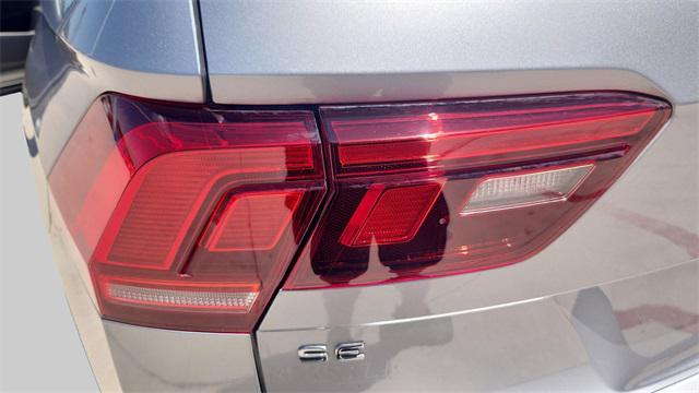 Photo of 2023 Silver Metallic Volkswagen Tiguan