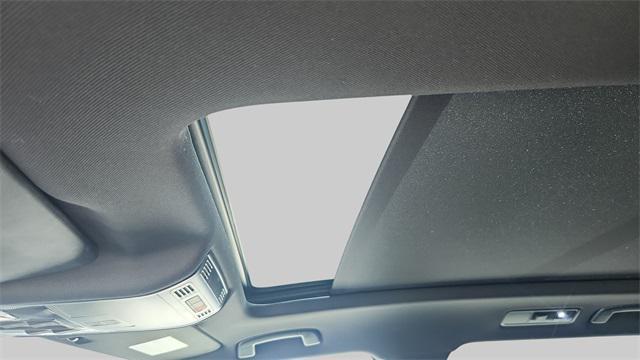 Photo of 2023 Silver Metallic Volkswagen Tiguan