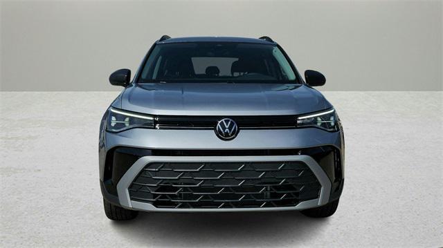 Photo of 2024 Pyrite Silver Metallic Volkswagen Taos