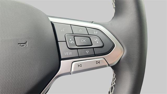 Photo of 2025 Deep Black Pearl Volkswagen Taos