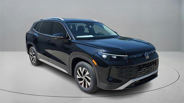 Photo of 2025 Deep Black Pearl Volkswagen Tiguan