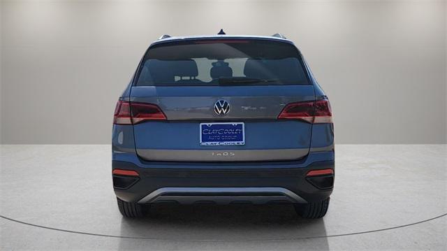 Photo of 2024 Platinum Gray Metallic Volkswagen Taos