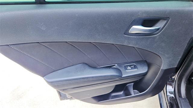 Photo of 2022 Pitch Black Clearcoat Dodge Charger