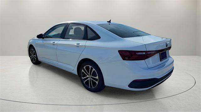 Photo of 2025 Pure White Volkswagen Jetta