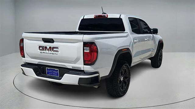 Photo of 2024 Summit White GMC Canyon