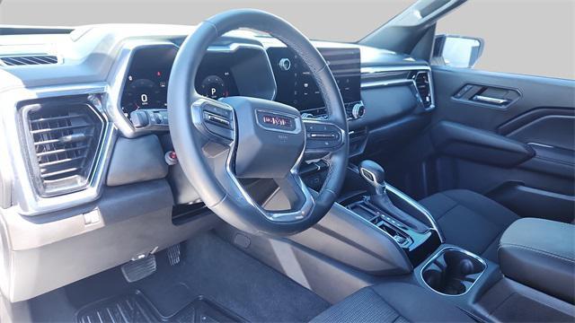 Photo of 2024 Summit White GMC Canyon