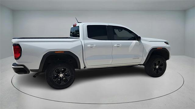 Photo of 2024 Summit White GMC Canyon