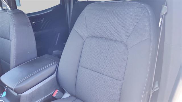 Photo of 2024 Summit White GMC Canyon