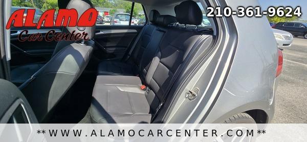 Photo of 2015 Silver Volkswagen Golf