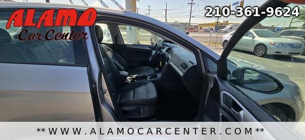 Photo of 2015 Silver Volkswagen Golf