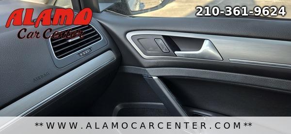 Photo of 2015 Silver Volkswagen Golf