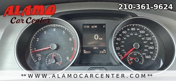 Photo of 2015 Silver Volkswagen Golf